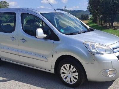 używany Citroën Berlingo II 2012r 1.6 z gazem 3 x drzwi odsuwne