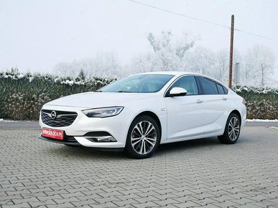 Biały Używany 2017 Opel Insignia Elite Hatchback | 54 700 zł (Dość drogi)
