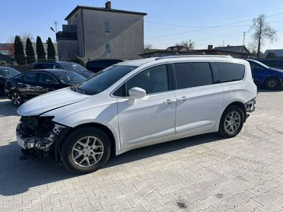 Biały Używany 2020 Chrysler Pacifica SUV | 51 900 zł