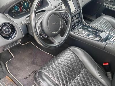 Używany 2015 Jaguar XJ Sedan/Limuzyna | 95 000 zł