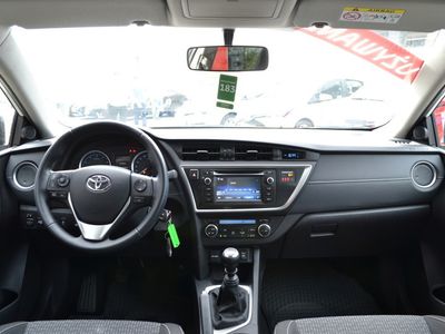 używany Toyota Auris 1.6 Premium Benzyna, 2015 r.
