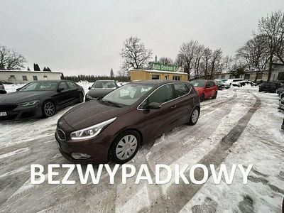 Brązowy (metalik) Używany 2012 Kia Ceed Hatchback | 28 900 zł (Uczciwa cena)