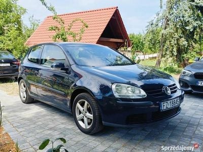 VW Golf V