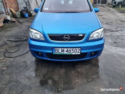 używany Opel Zafira 