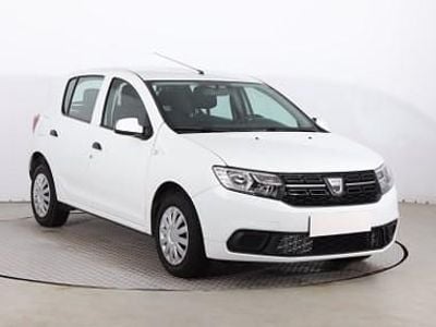 Używany Dacia Sandero 73 KM (53 kW) 2019 Biały Hatchback