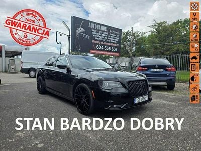 Czarny Używany 2018 Chrysler 300C Sedan/Limuzyna | 85 990 zł