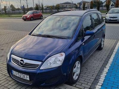 Niebieski Używany 2008 Opel Zafira Minivan | 10 500 zł