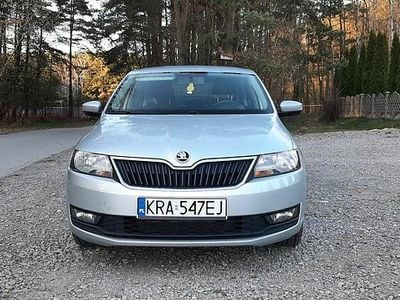 Używany Skoda Rapid 2019 Srebrny Hatchback