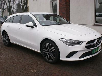 używany Mercedes CLA180 2dm 115KM 2022r. 82 000km