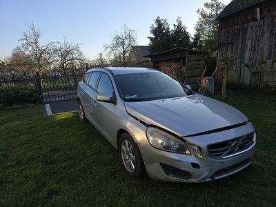 Srebrny Używany 2012 Volvo V60 Kombi | 15 500 zł