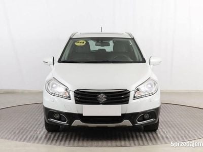 Biały Używany 2013 Suzuki SX4 SUV | 43 999 zł (Uczciwa cena)