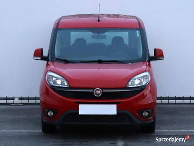 Używany Fiat Doblò 2015 Czerwony Minivan
