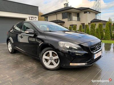 używany Volvo V40 D2 MOMENTUM 1.6 Diesel 115 KM 2013 r. 196.000 km