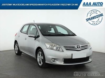 Używany Toyota Auris 132 KM (97 kW) 2010 Srebrny Hatchback
