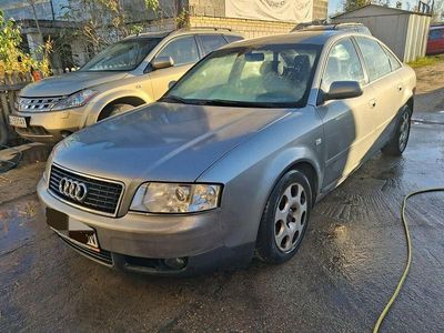 Używany Audi A6 110 KM (80 kW) 2000 Szary (metalik) Sedan/Limuzyna