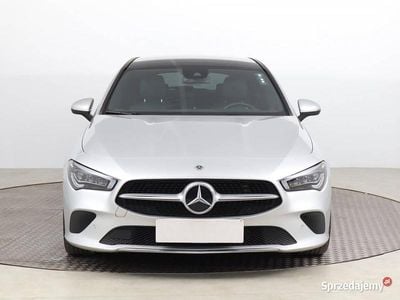 Mercedes CLA180