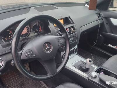Mercedes C180