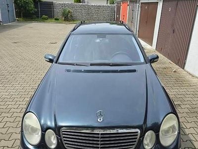 Używany 2004 Mercedes E500 Kombi | 22 900 zł