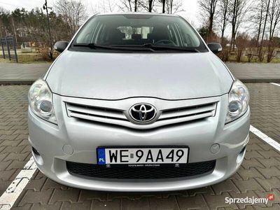 używany Toyota Auris 