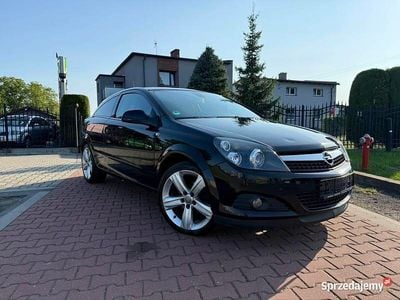 Opel Astra GTC