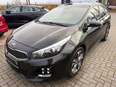 Czarny Używany 2017 Kia Ceed GT GT-Line Kombi | 33 900 zł