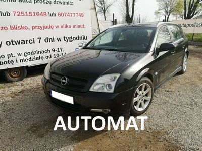 używany Opel Signum 2.2dm 150KM 2004r. 213 654km