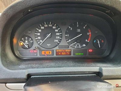 używany BMW X5 MANUAL