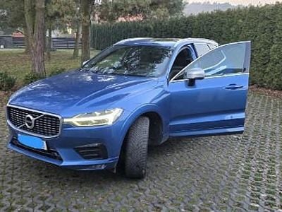 Niebieski Używany 2019 Volvo XC60 SUV | 118 000 zł (Uczciwa cena)