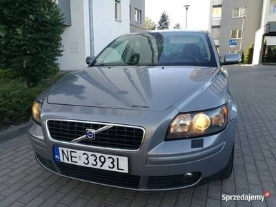 Volvo S40