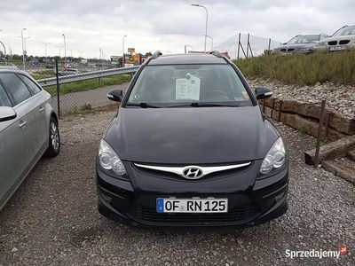 Używany Hyundai i30 2011 Czarny Kombi