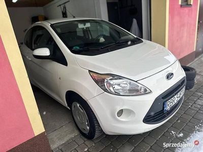 Biały Używany 2009 Ford Ka Hatchback | 12 900 zł (Uczciwa cena)