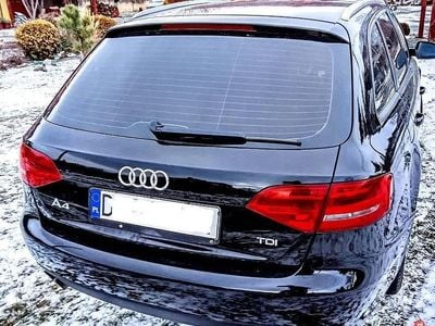 Używany Audi A4 2010 Czarny Kombi