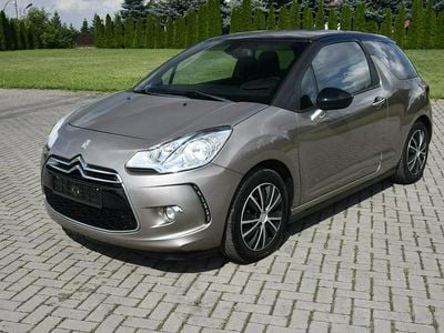 Używany Citroën DS3 92 KM (67 kW) 2011 Biały Hatchback