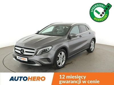 Szary Używany 2016 Mercedes GLA180 SUV | 65 100 zł