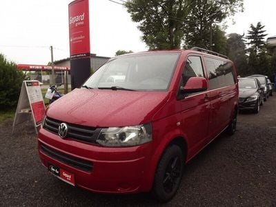 Używany VW T5 102 KM (75 kW) 2011 Bordowy Van