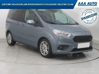 Używany Ford Tourneo Courier 2019 Błękitny Minivan