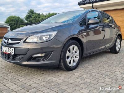 używany Opel Astra 1.3 CDTI 95MK lift tempomat Czujniki parkowania