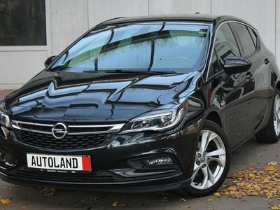 Czarny Używany 2016 Opel Astra Edition Hatchback | 42 444 zł (Dość drogi)