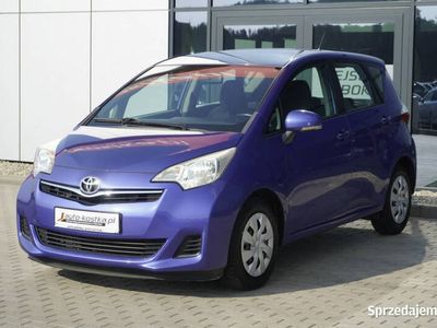 Niebieski Używany 2011 Toyota Verso-S Minivan | 30 999 zł