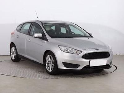 Używany Ford Focus 125 KM (91 kW) 2015 Srebrny Hatchback