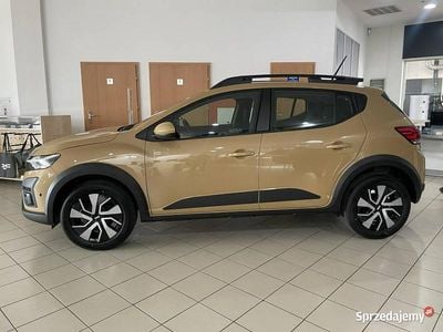 Używany Dacia Sandero Expression 100 KM (73 kW) 2024 Beżowy Hatchback