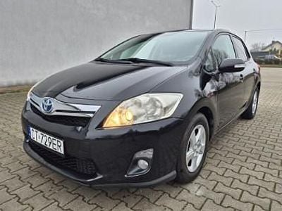 używany Toyota Auris Hybrid hybryda