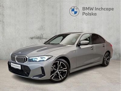 Szary skyscraper metalizowany Używany 2024 BMW 318 Comfort Edition Sedan/Limuzyna | 159 900 zł (Dość drogi)