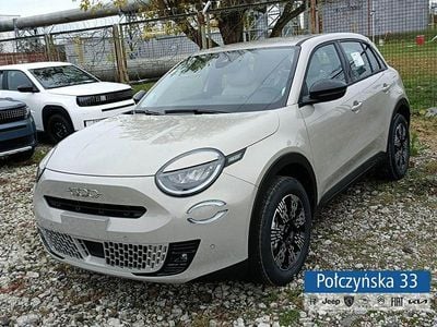 Beżowy (metalik) Nowe 2025 Fiat 600 Hatchback | 98 150 zł (Uczciwa cena)