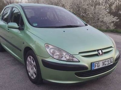 używany Peugeot 307 1.6 16v-5 drzwi,klima-ładny stan z Niemiec