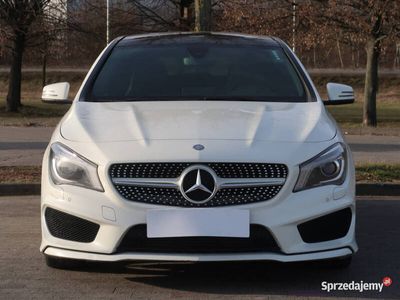 Mercedes CLA200