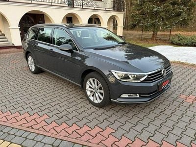 Używany VW Passat Highline 150 KM (110 kW) 2017 Szary Kombi