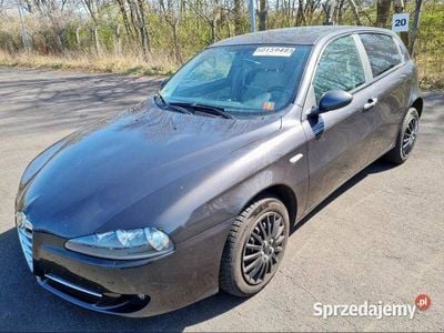 Używany Alfa Romeo 147 Distinctive 2007 Szary Hatchback