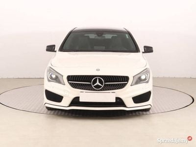 Mercedes CLA200