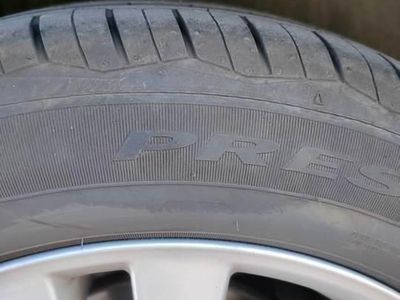 Używany 2006 VW Touran Minivan | 10 800 zł